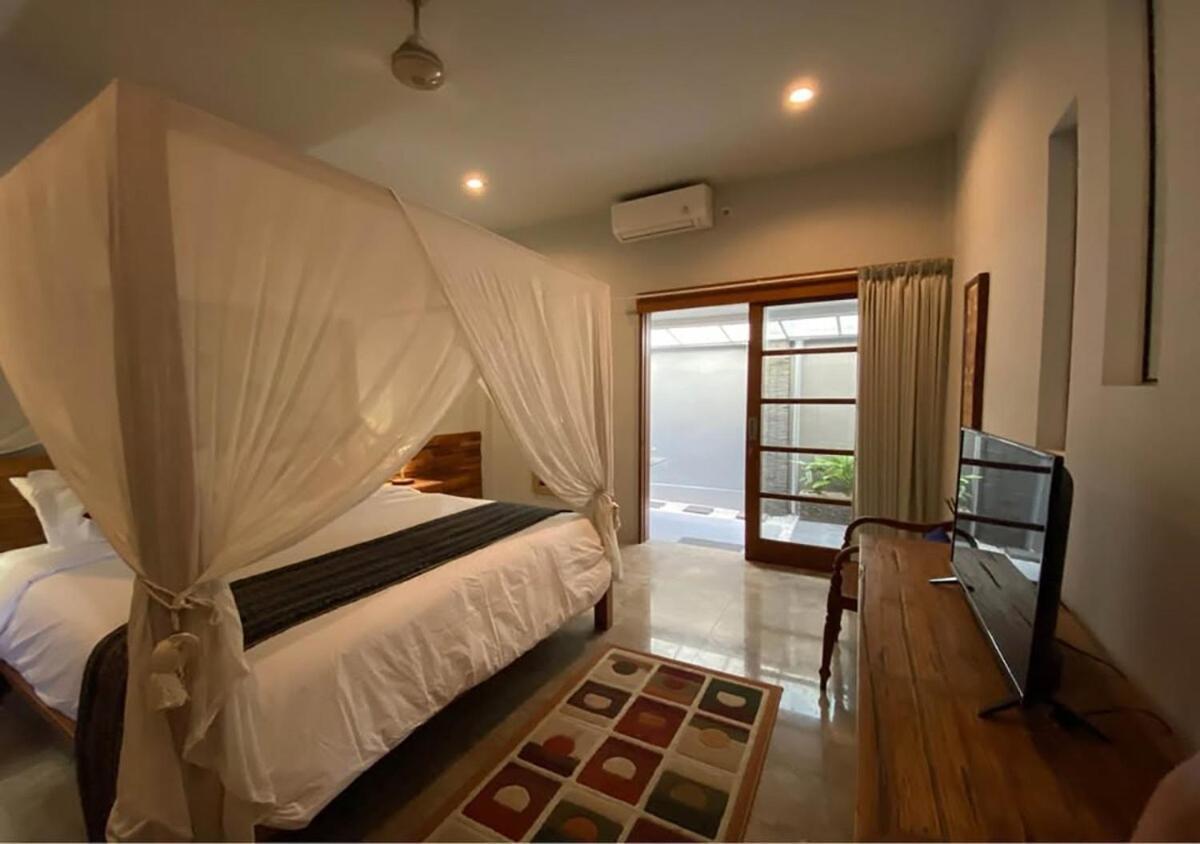 Shishi Bali Villa Seminyak (Bali)