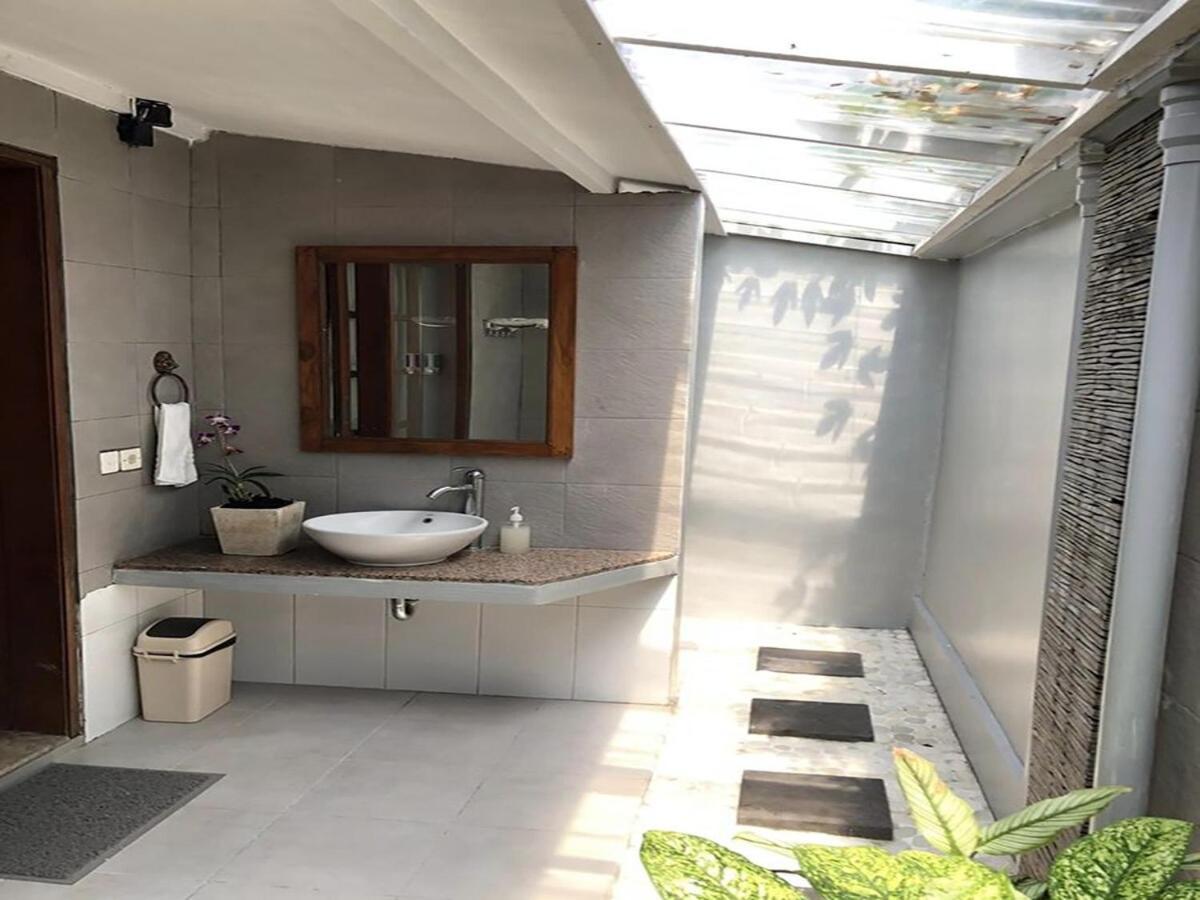Shishi Bali Villa *